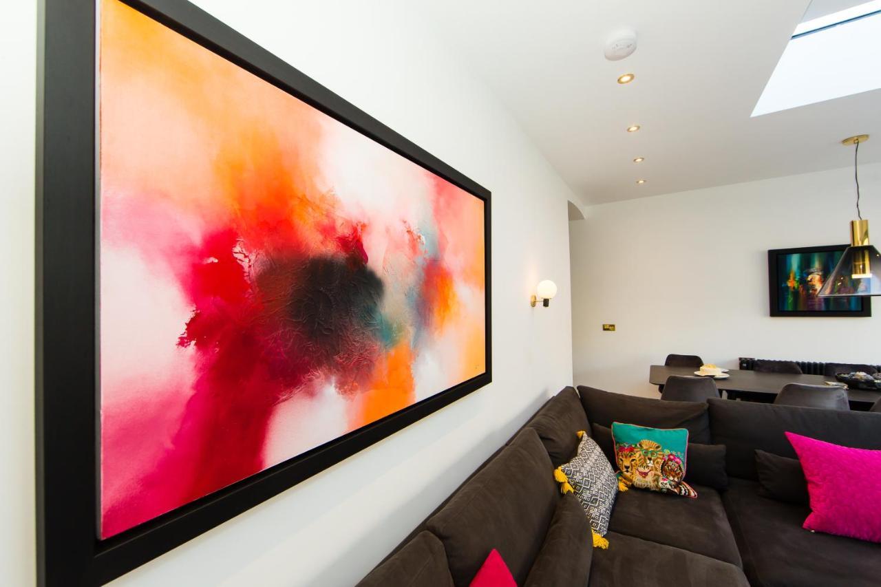 Rounton Villa By Maison Parfaite - Hot Tub - Sea Views - Parking Robin Hood's Bay Luaran gambar