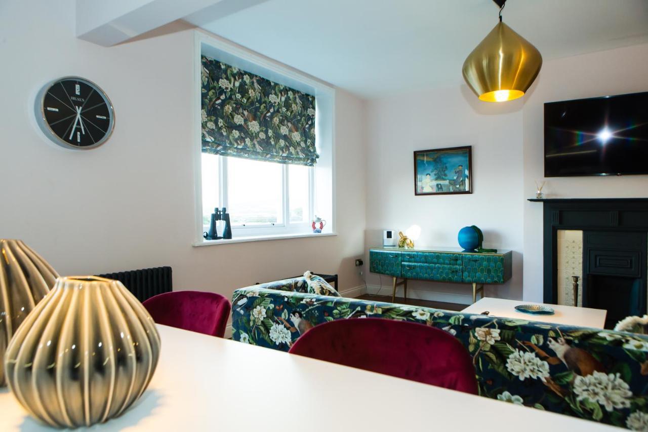 Rounton Villa By Maison Parfaite - Hot Tub - Sea Views - Parking Robin Hood's Bay Luaran gambar