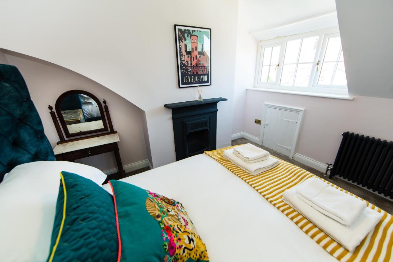 Rounton Villa By Maison Parfaite - Hot Tub - Sea Views - Parking Robin Hood's Bay Luaran gambar
